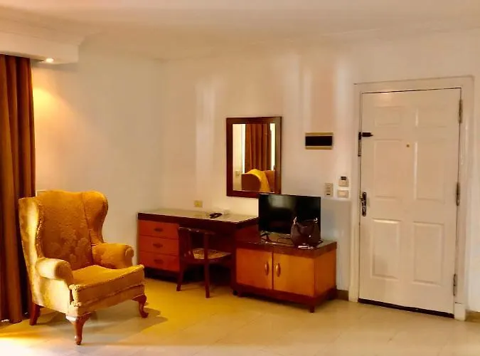 Studio 181 Resort